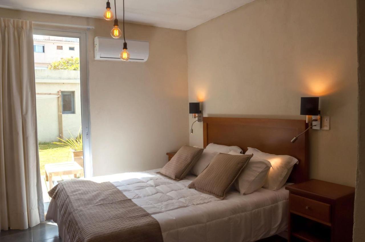 Casa Alevines Hostel & Suites Punta del Este Buitenkant foto